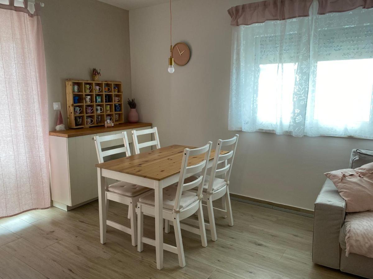 Apartmán Mint&Rose Peroj Exteriér fotografie